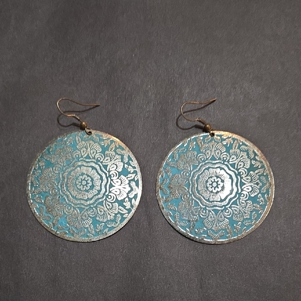 LOWEST PRICE-Elegant Blue and Silver Floral Earrings